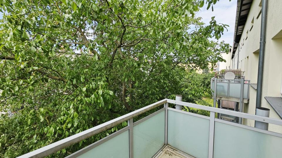 Thumbnail-Balkon mit schönem Innenhof