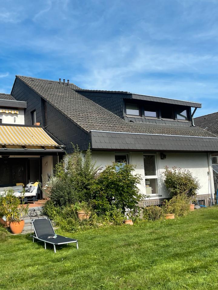 Thumbnail-Freistehendes 2-Familienhaus in Feldrandlage von Walldorf