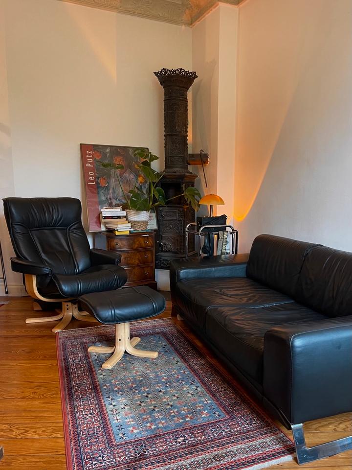 Thumbnail-Ich vermiete ein Stilvolles WG Altbauzimmer in Ottensen Hamburg