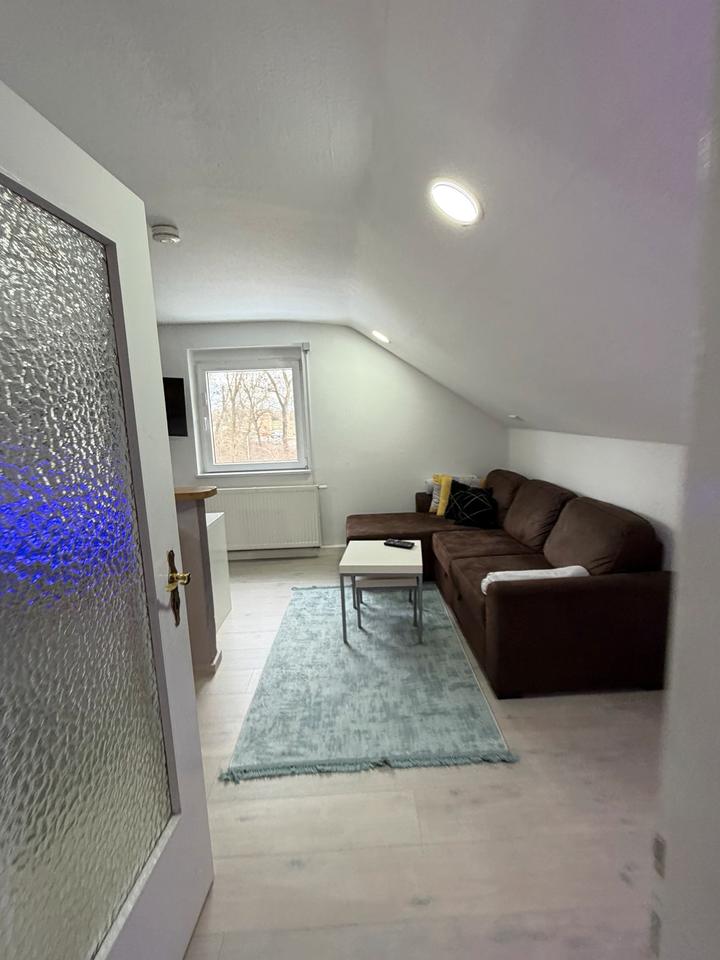 Thumbnail-Voll möblierte 2-Zimmer Wohnung - sofort bezugsfrei