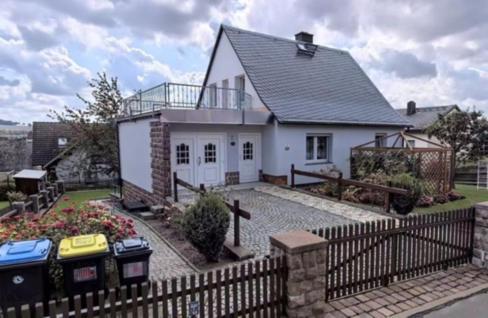 Thumbnail-Ruhige Ortsrandlage in Oederan – 4,5-Zimmer-Einfamilienhaus