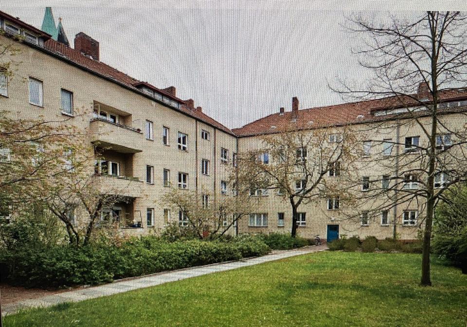 Thumbnail-Privatverkauf: 3-Zi-Wohnung in SchmargendorfKEINE MAKLERPreisVB
