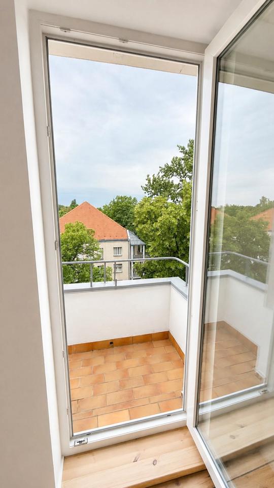 Thumbnail-Erstbezug nach umfassender Kernsanierung: helle 3-Zimmer-Wohnung mit zwei Balkonen in Berlin-Reinickendorf