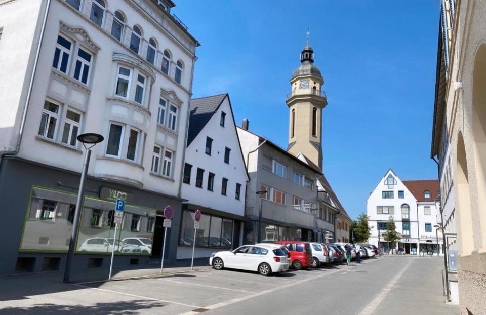 Thumbnail-Mehrfamilienhaus zum verkaufen A-Ebingen Stadtmitte über 5 % Rend
