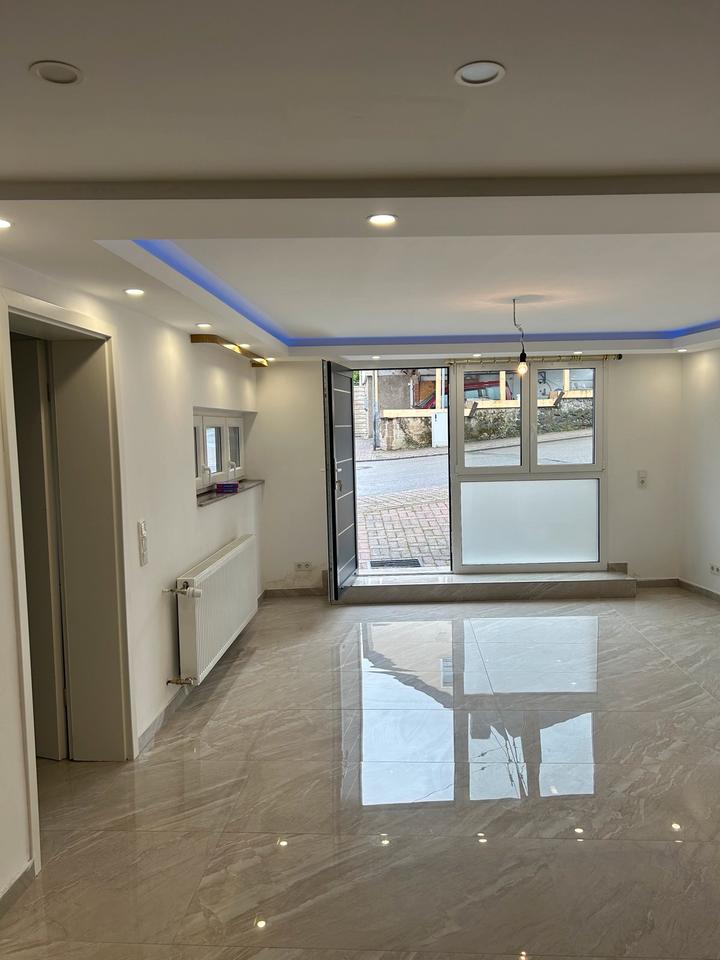 Thumbnail-Erstbezug 2ZKB komplett neu !