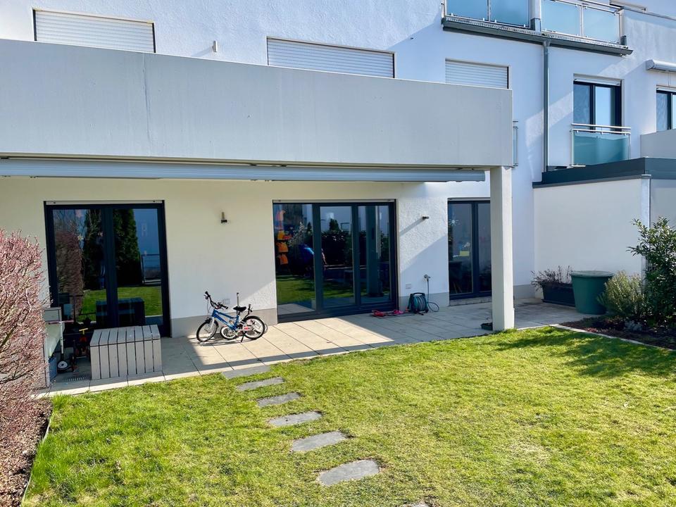 Thumbnail-4-Zimmer-EG-Wohnung (BJ2013), Terrasse und Garten in zentraler La