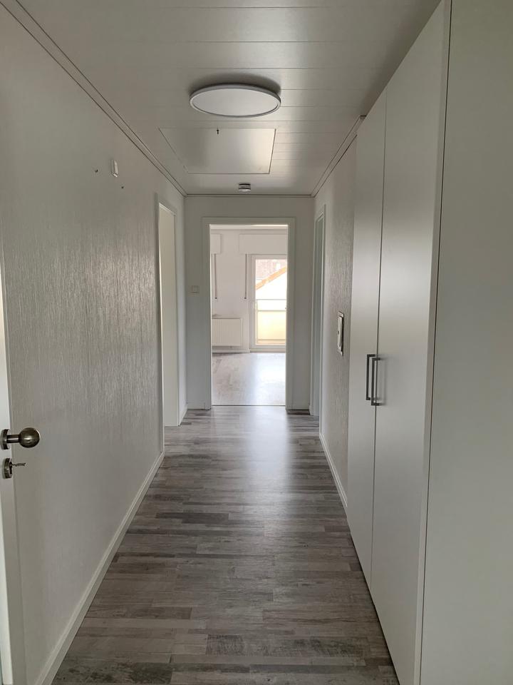 Thumbnail-Helle und freundliche 3‑Zimmer‑Dachgeschosswohnung mit Balkon