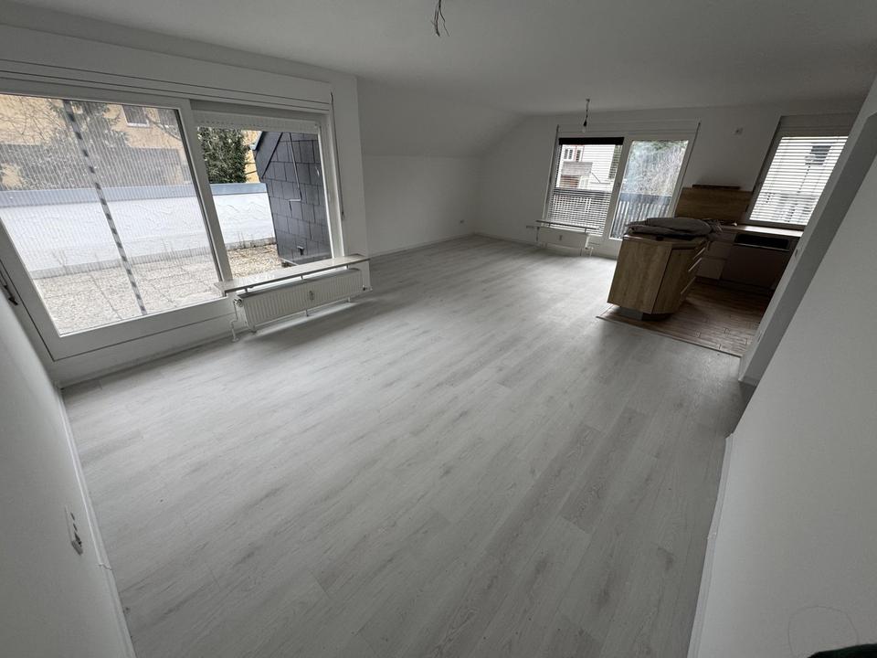 Thumbnail-Helle 4-Zimmer-Wohnung in Mögeldorf - frisch renoviert (2025)