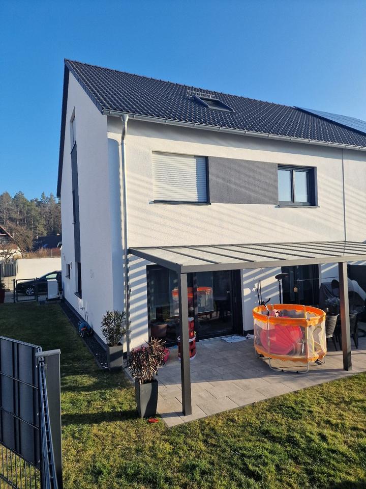 Thumbnail-Neuwertige Doppelhaushälfte in bester Lage von RöthenbachPeg.