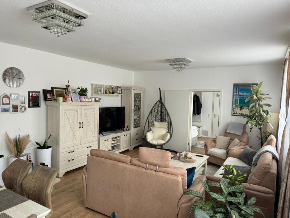 Thumbnail-Großzügige 3,5-Zimmer-Wohnung mit Balkon – 100 m² im 2. OG in Rec