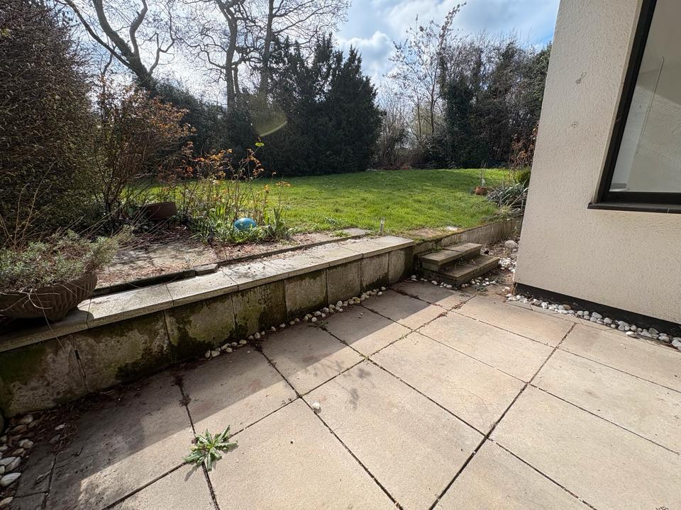 Thumbnail-3-Zimmer-Souterrainwohnung mit Terrasse und Gartenmitnutzung