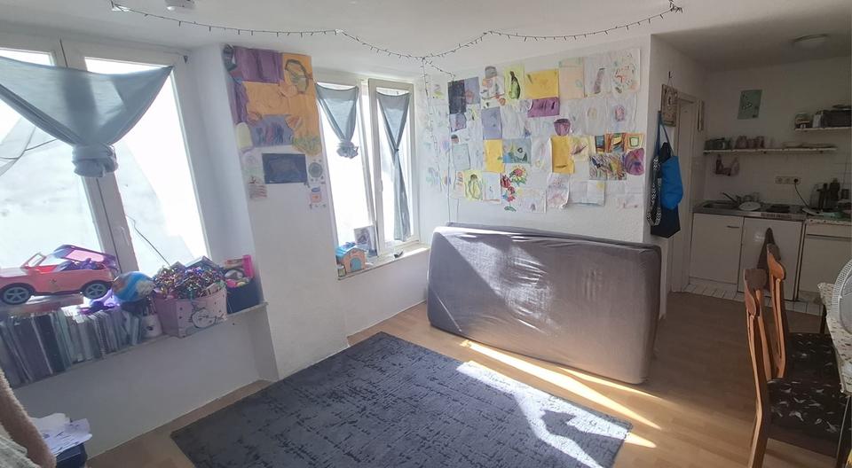 Thumbnail-Möbliertes Appartment im 1. OG in der Neustrasse
