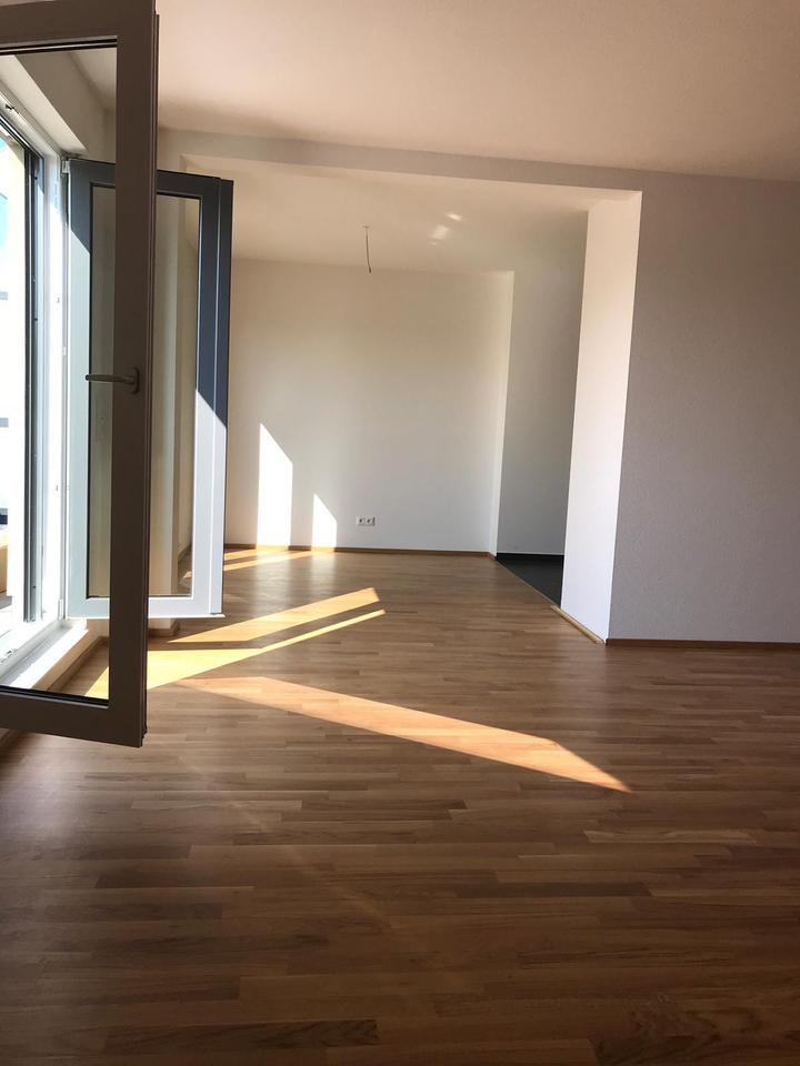 Thumbnail-Traumhaftes Penthouse in Offenbach - komplett renoviert
