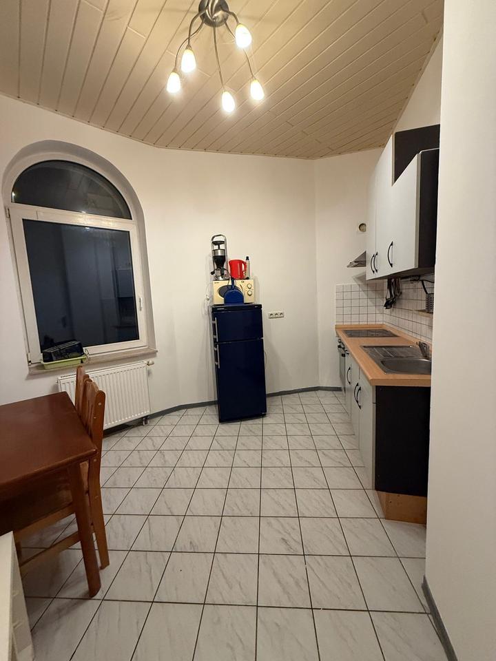 Thumbnail-2-R. Wohnung, mit EBK, möbliert, WG geeignet, ab sofort frei