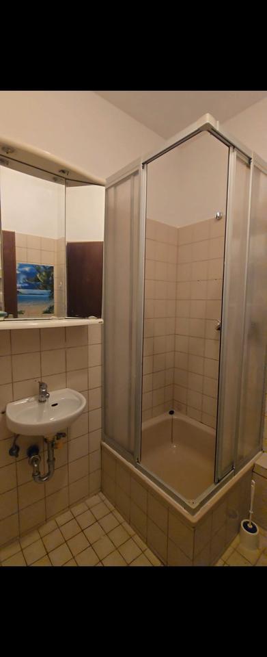 Thumbnail-1,5 Zimmer 33 m2 sehr hell Erdgeschoss