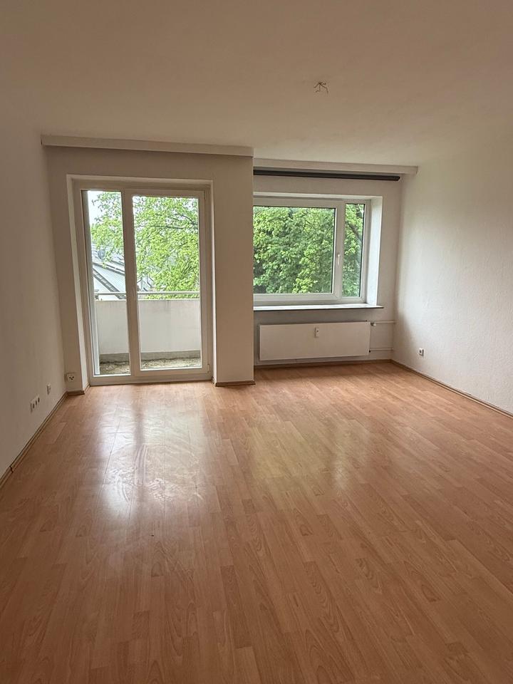 Thumbnail-1-Zimmer mit Balkon direkt an der MHH!
