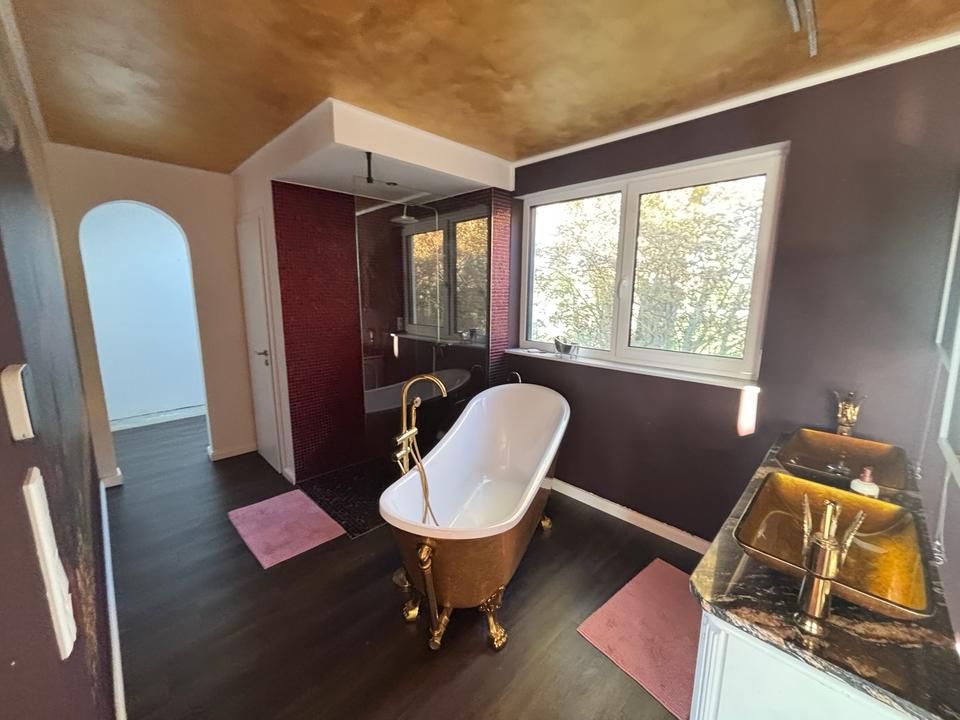 Thumbnail-Zentrumsnahes neues EFH, Reihenhaus mit Vorgarten