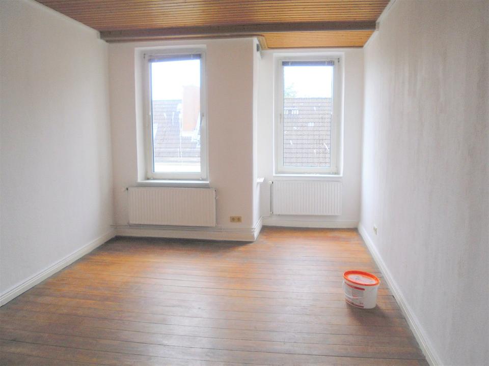 Thumbnail-Große 2 Zimmerwohnung für Berufstätige oder Studenten