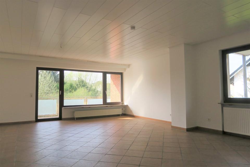 Thumbnail-3ZKB 113m² EG Balkon Stellplatz Warmmiete inkl Strom ab 01.06.26