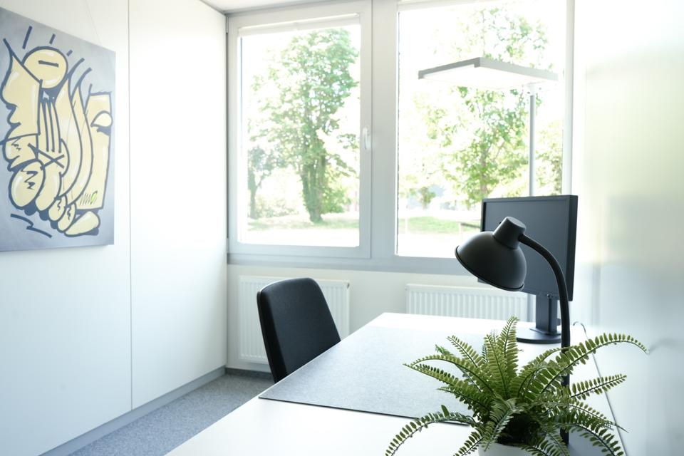 Thumbnail-Dein Büro in LeimenHeidelberg – Arbeiten mit Lebensqualität: Padel, Natur & Networking am Campus Leimen