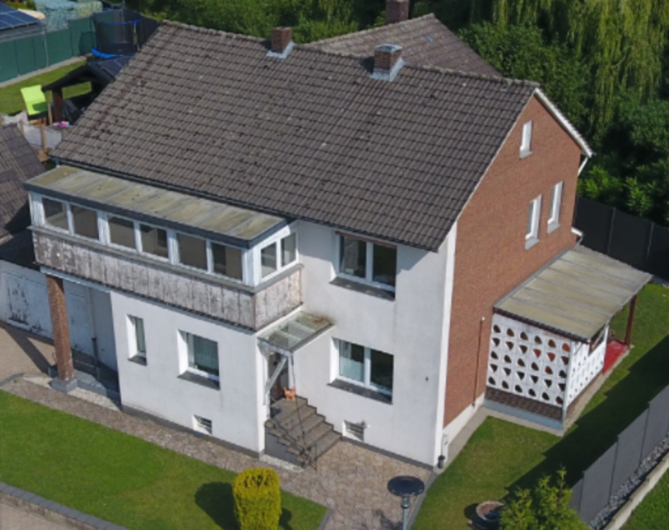 Thumbnail-Ab 72027 4-Zimmer Erdgeschosswohnung 120 m² mit Garten