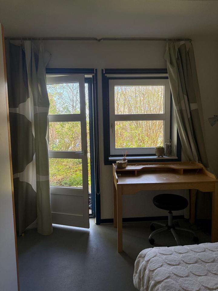 Thumbnail-Gemütliches WG- Zimmer direkt an der Uni