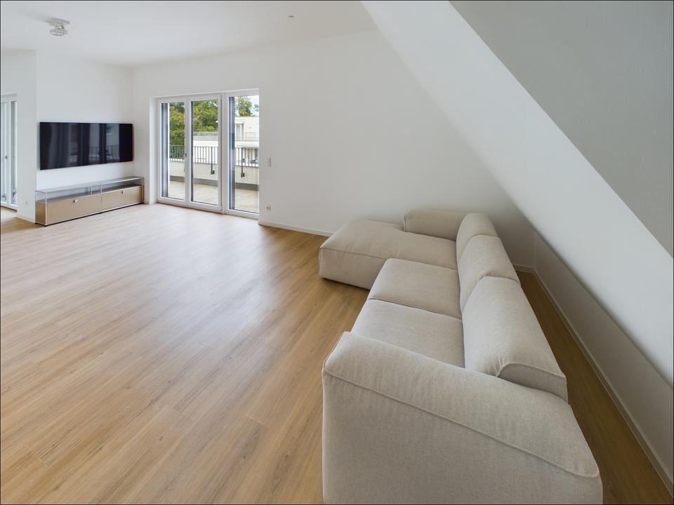 Thumbnail-Exklusives SCHÖNTALHAUS: möblierte 3 -Zimmer Wohnung mit EBK und Klimaanlage in der Fußgängerzone