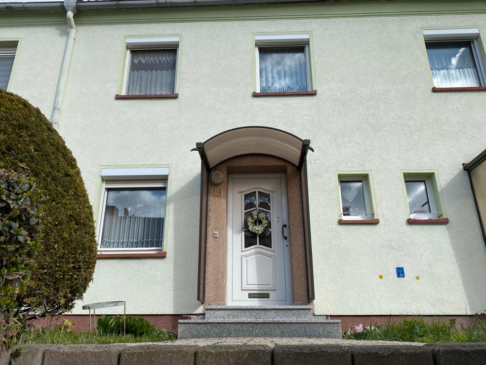 Thumbnail-Reihenhaus mit Garten, Terrasse, Garage & Potenzial in Wittenberg