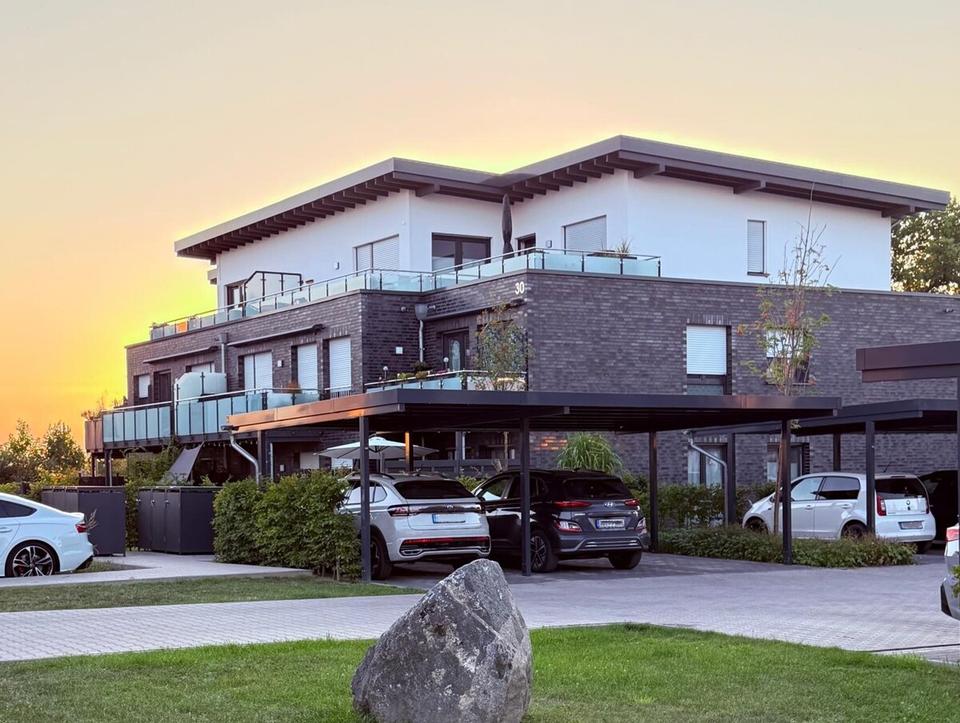 Thumbnail-Erdgeschosswohnung mit Terrasse.