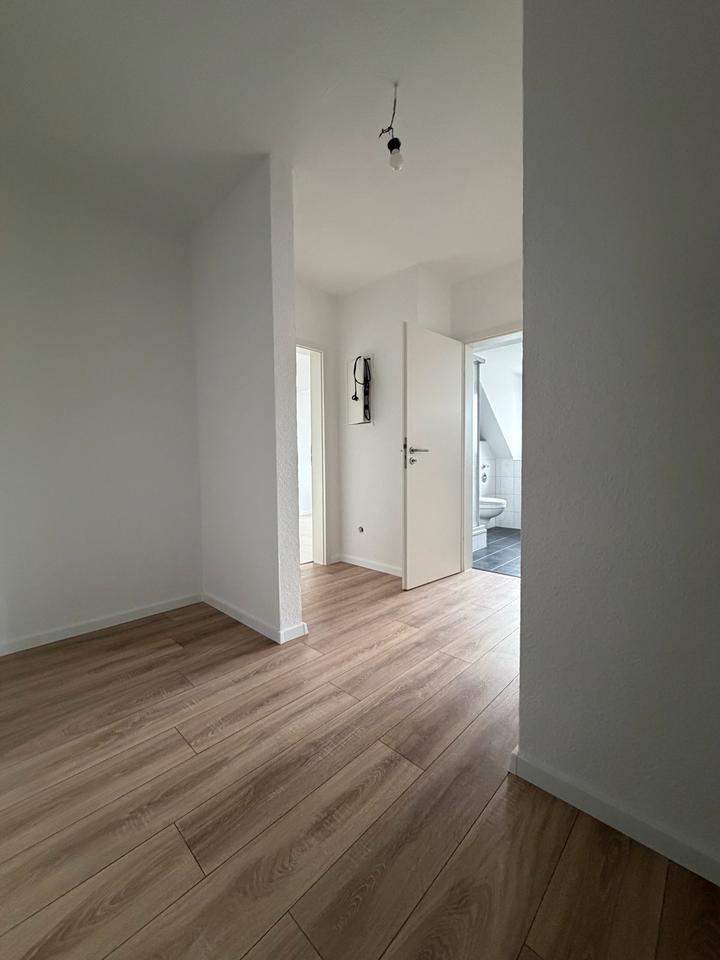 Thumbnail-Kernsanierte 1,5 Zimmer Wohnung in Meiderich zu vermieten