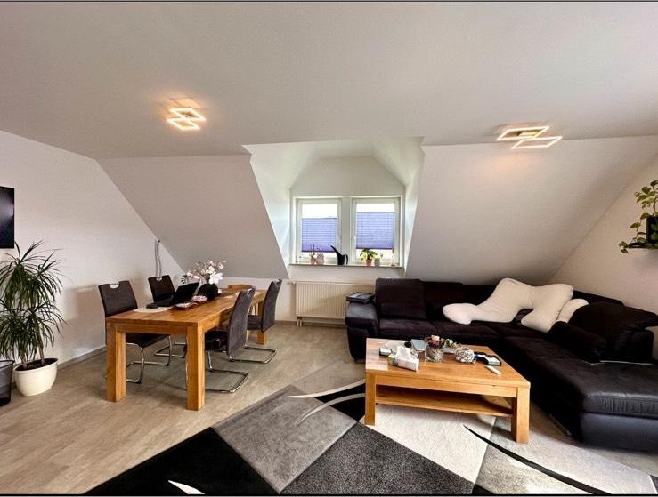 Thumbnail-3-Zimmer Wohnung mit Garage & Balkon zu vermieten