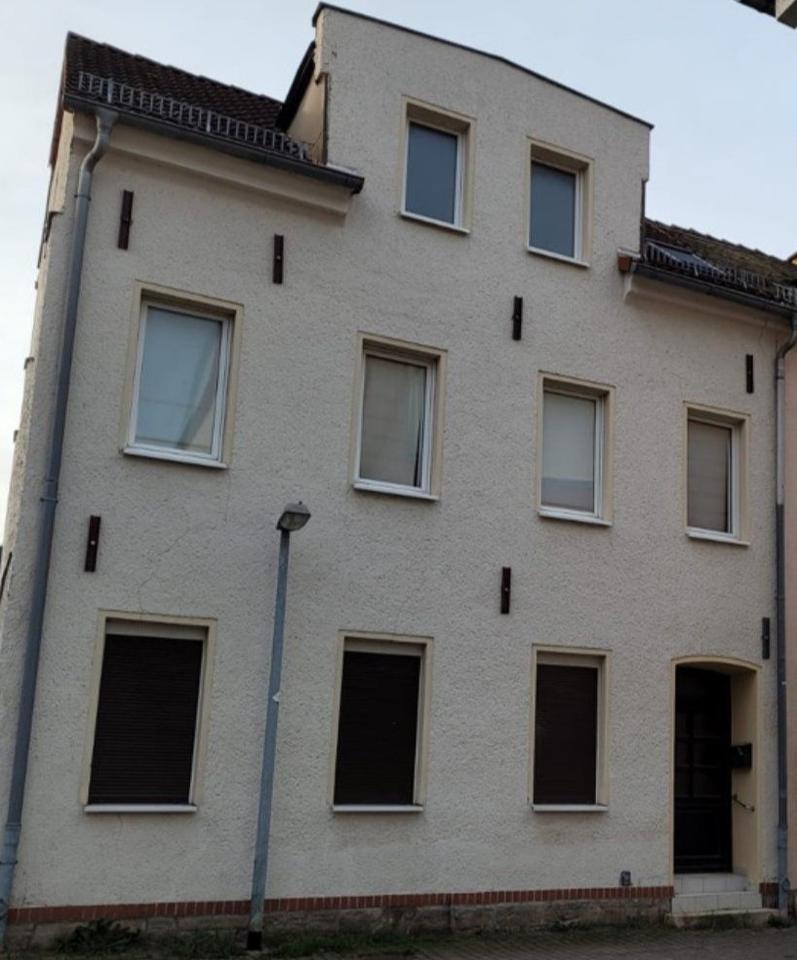 Thumbnail-Teilsaniertes Doppelhaus in Zentrumslage von Groitzsch