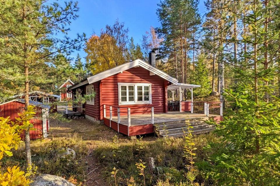 Thumbnail-Schönes rot-weißes Ferienhaus 