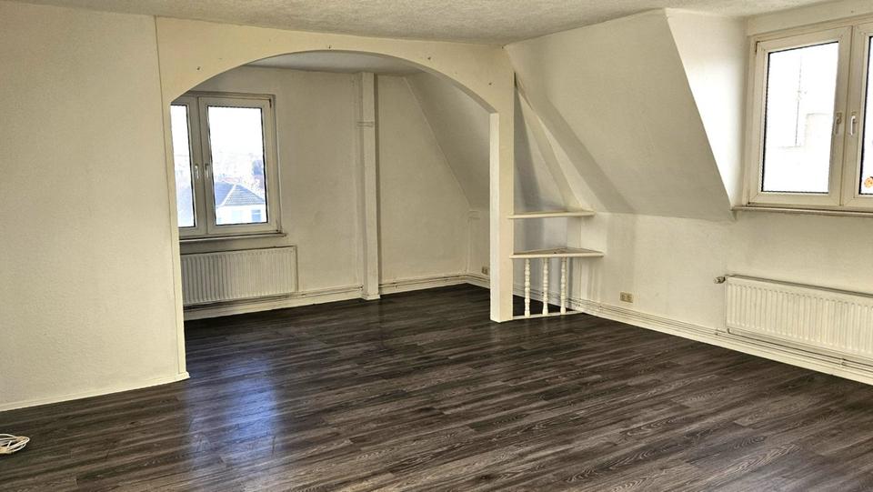 Thumbnail-Großzügige 4-Zimmer-Dachgeschosswohnung in Ueckermünde