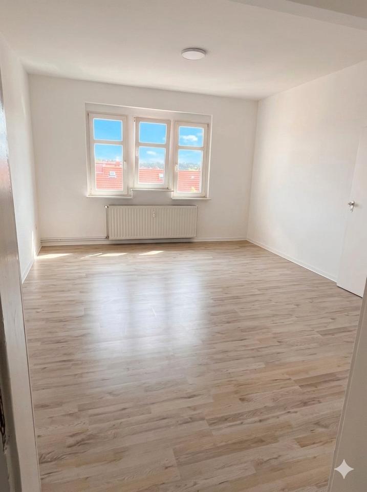 Thumbnail-☀️Helle 2-Raum-DG-Wohnung Ausblick in der Altstadt Provisionsfrei
