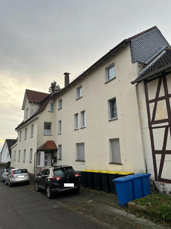 Thumbnail-Renovierte 3-Zimmerwohnung mit Balkon und Garage mitten in der Stadt