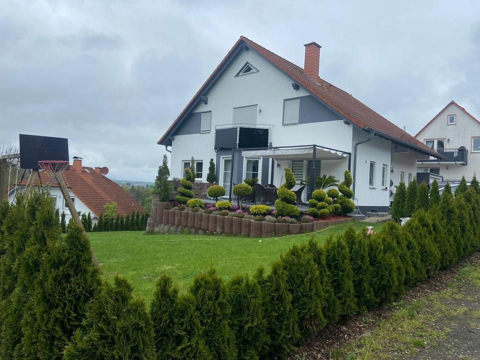 Thumbnail-Dreifamilienhaus in Bestlage von Lauterbach *Provision frei*