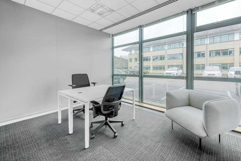 Thumbnail-Unbegrenzter Bürozugang zu unseren Öffnungszeiten in Regus Uhlandstraße