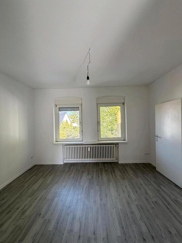 Thumbnail-5-Zimmer-Wohnung (1. OG + Dachgeschoss) zu vermieten – ca. 100 m²