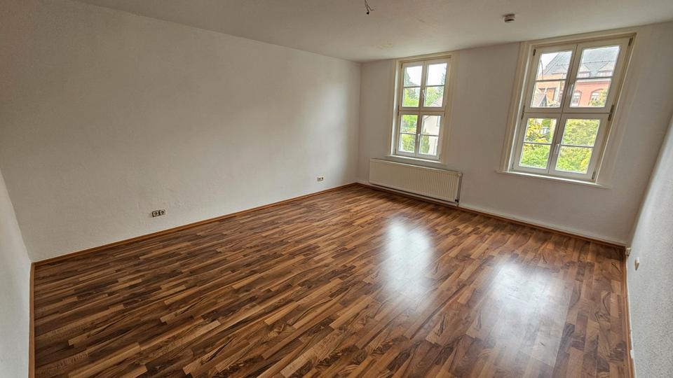 Thumbnail-Helle 4 Zimmerwohnung 89m³ im Altbauzentral gelegen