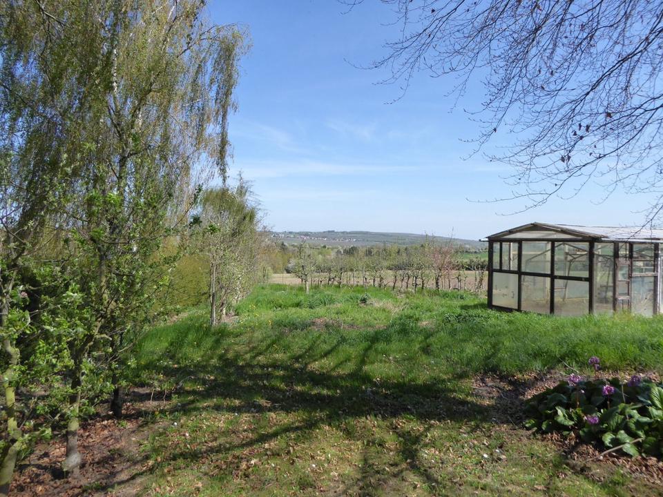 Thumbnail-Einfamilienhaus mit ELW auf großem Grundstück, traumhafte Lage