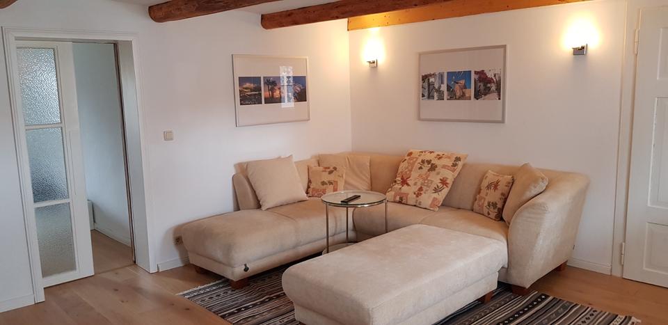 Thumbnail-helle 2,5 Zimmer Wohnung mit Balkon