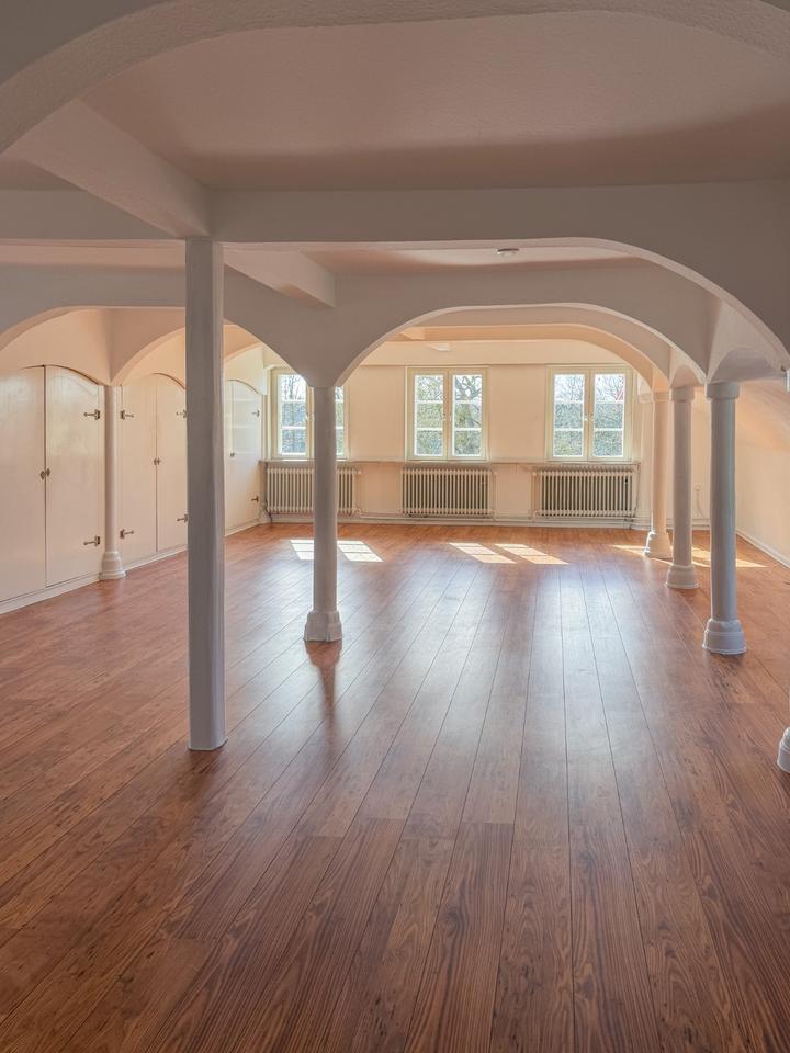 Thumbnail-Historische 2-Zimmer Altbauwohnung