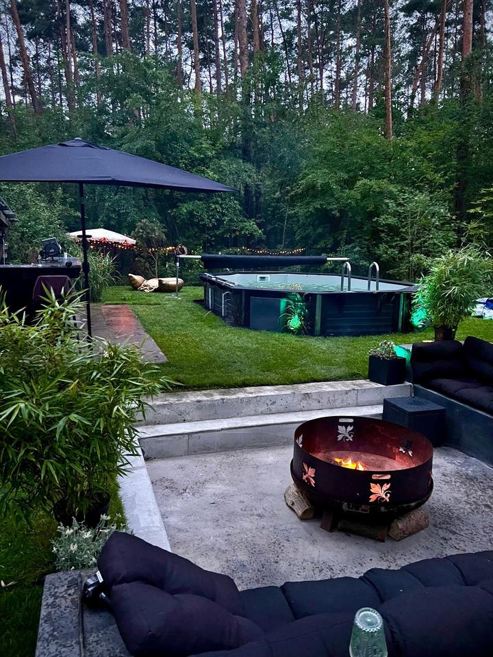 Thumbnail-Pachtgrundstück mit Pool, Sauna Aussenbar und zwei kleinen Hütten