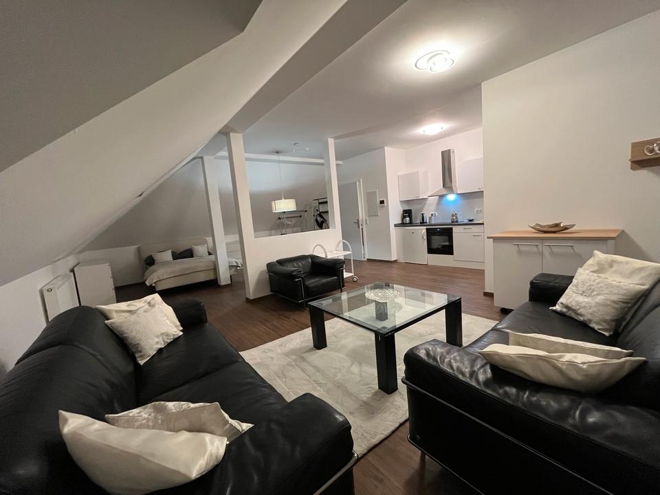 Thumbnail-Moderne, möblierte Dachgeschosswohnung (50 m²)