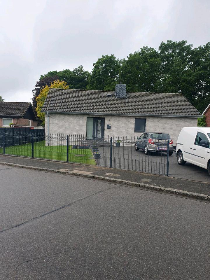 Thumbnail-Einfamilienhaus Winkelbungalow Bad Bramstedt