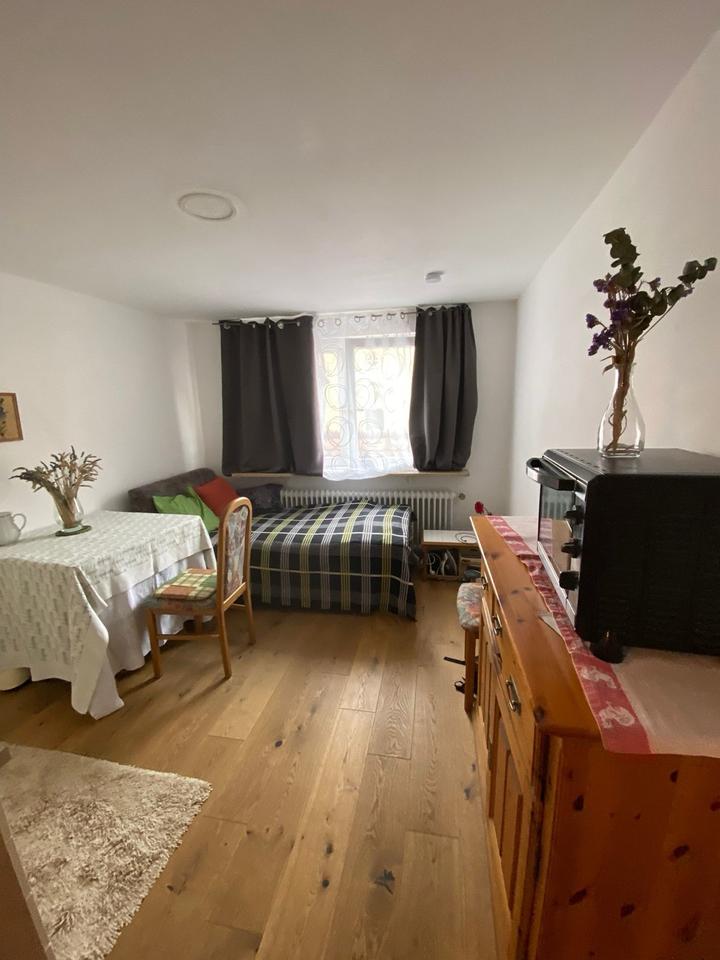 Thumbnail-2-Zimmer-Wohnung mit Balkon frisch saniert