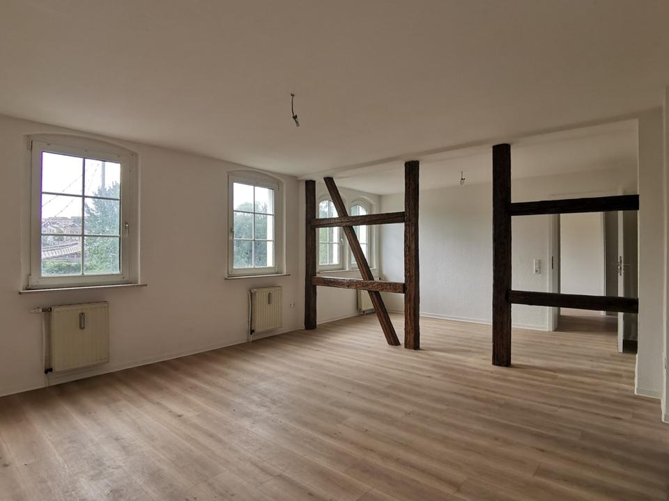 Thumbnail-NEU - 3 Zimmer, Bad mit WanneDu in Wilkau-Haßlau zu vermieten!