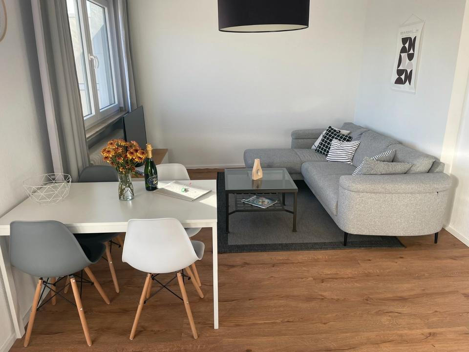 Thumbnail-MÖBLIERTE und voll ausgestattete Wohnung mit zwei Dachterrassen