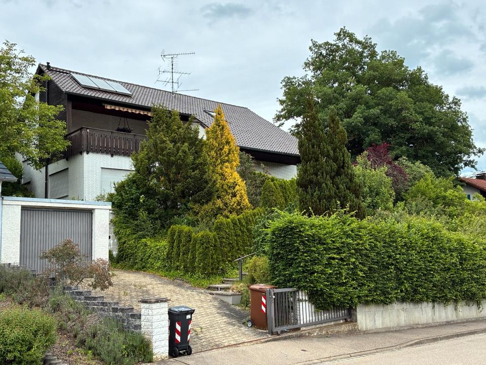 Thumbnail-Großzügiges EFH mit unverbaubarem Ausblick u. großer Dachterrasse